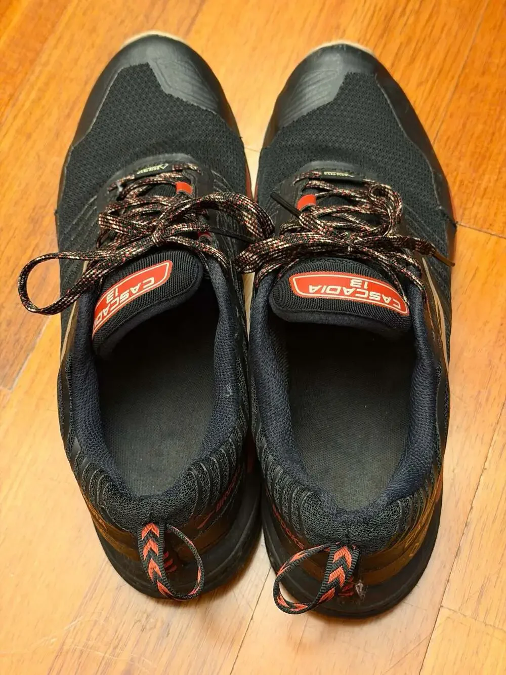 Brooks Cascadia 13 Gore-Tex Waterproof Trail Running Shoe Black Sz 9.5